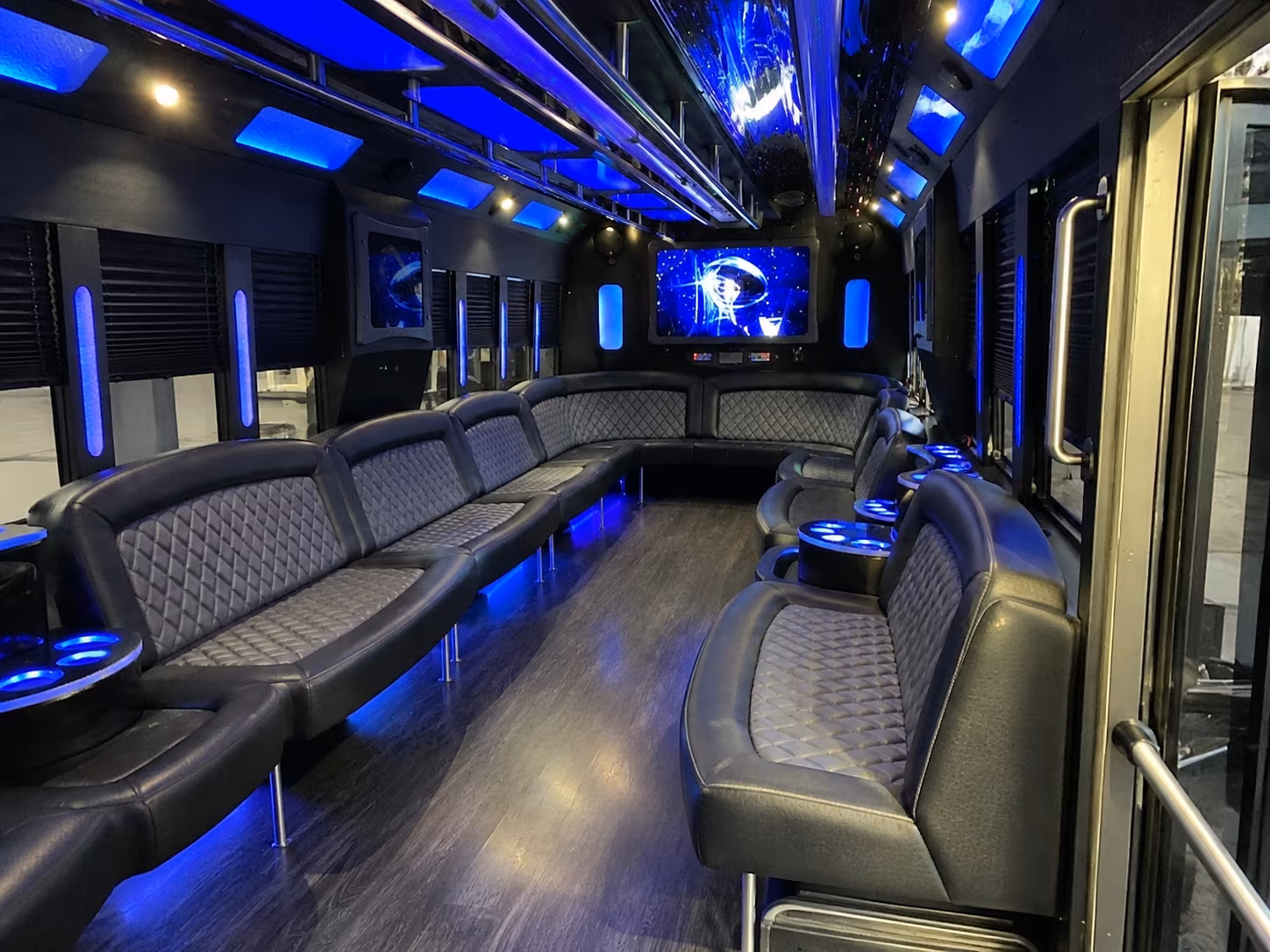lenexa 28 passenger party bus interior