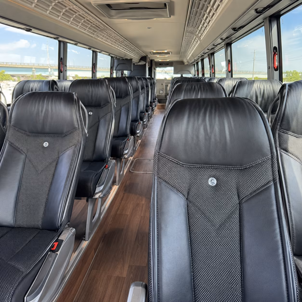 shawnee lenexa charter buses