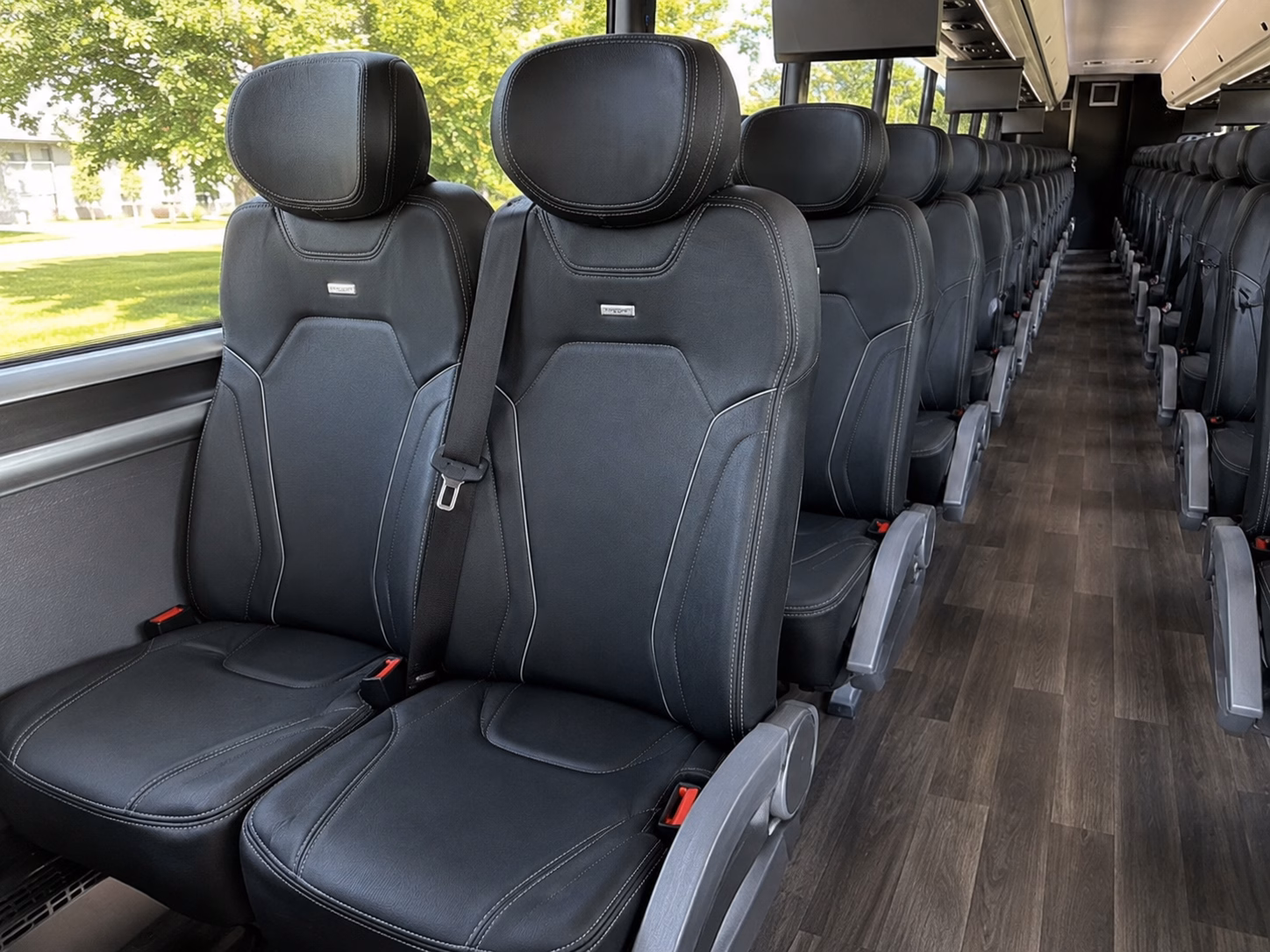 shuttle your guests between lenexa hotels and your venue without the parking headache