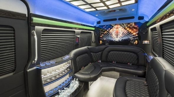 lenexa sprinter limo rental rental